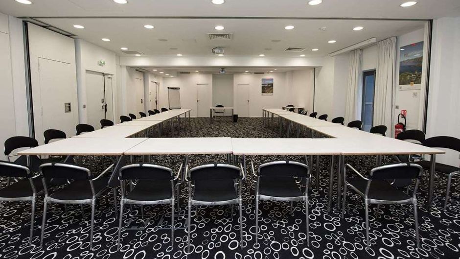 Kyriad Prestige Perpignan Centre Del Mon Meeting