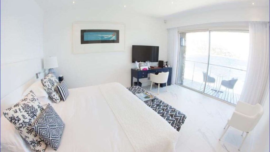 Cap Estel Room