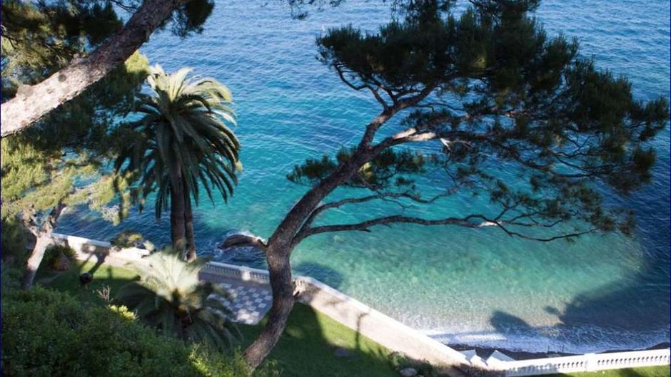 Cap Estel Exterior