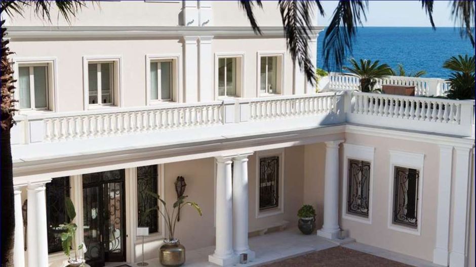 Cap Estel Exterior