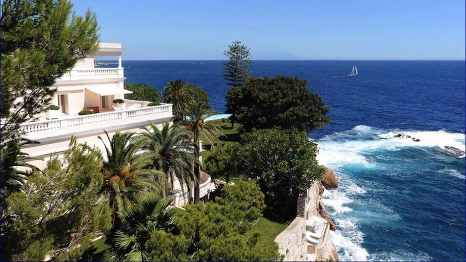 Cap Estel Exterior