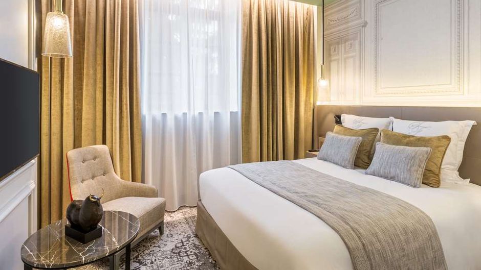 Best Western Premier Les Sept Fontaines Room