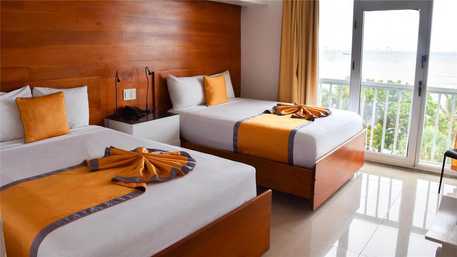 Hotel Napolitano Room