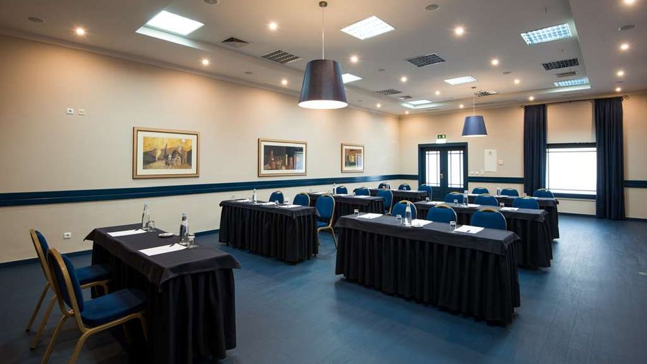 Vila Gale Tavira Meeting