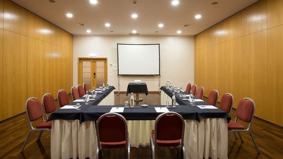 Vila Gale Opera Meeting
