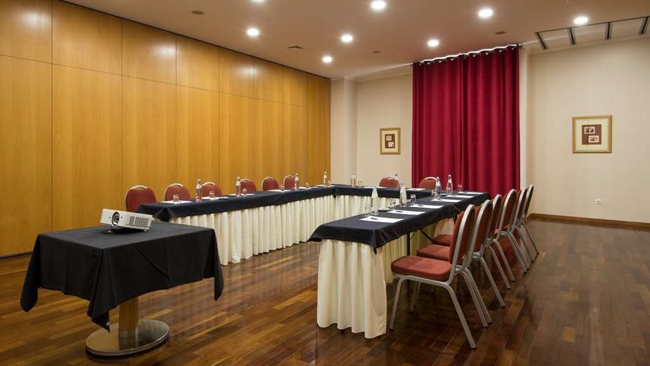 Vila Gale Opera Meeting
