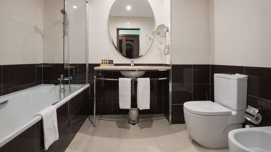 Vila Gale Coimbra Room