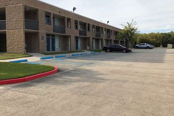 Motel 6 La Place