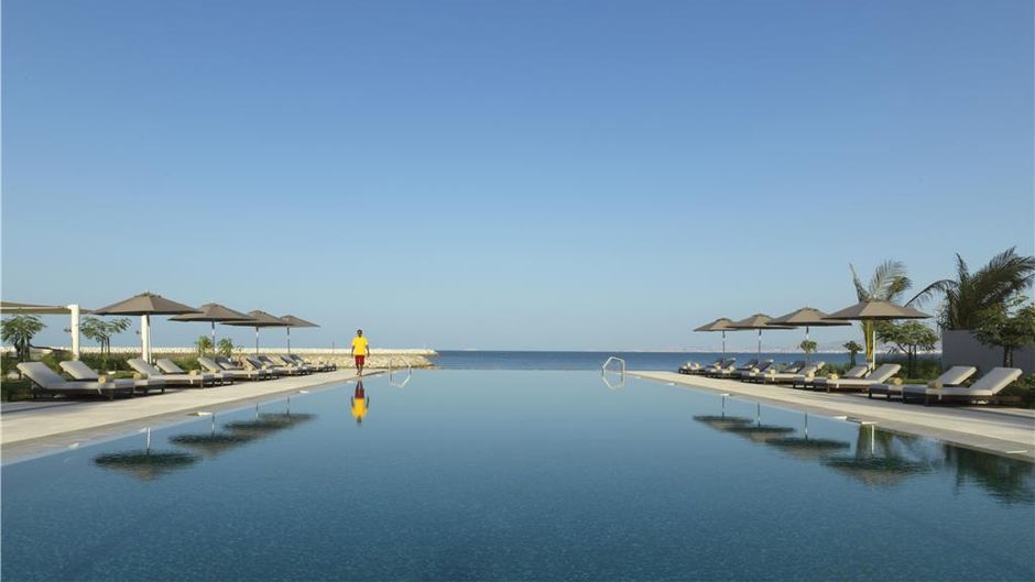 Kempinski Hotel Muscat Pool