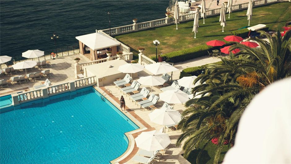 Ciragan Palace Kempinski Pool