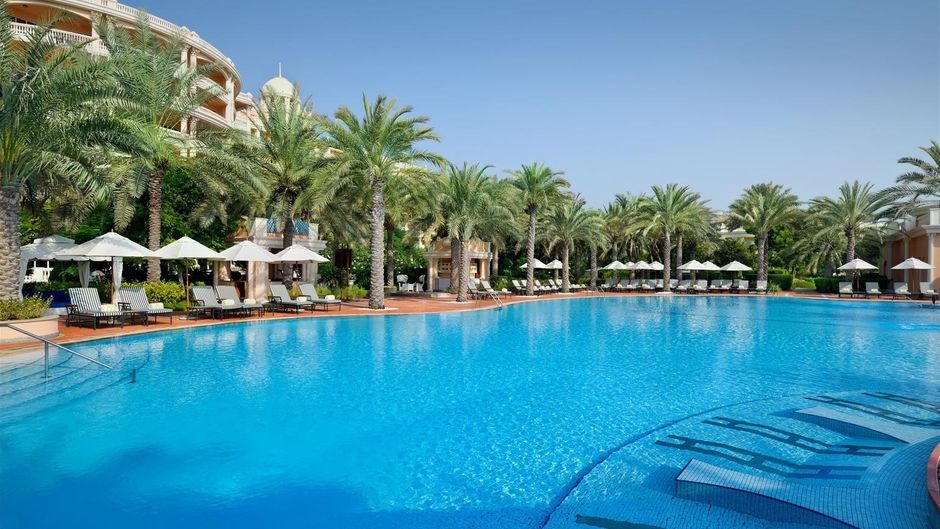 Kempinski Hotel Residences Palm Jumeirah Pool