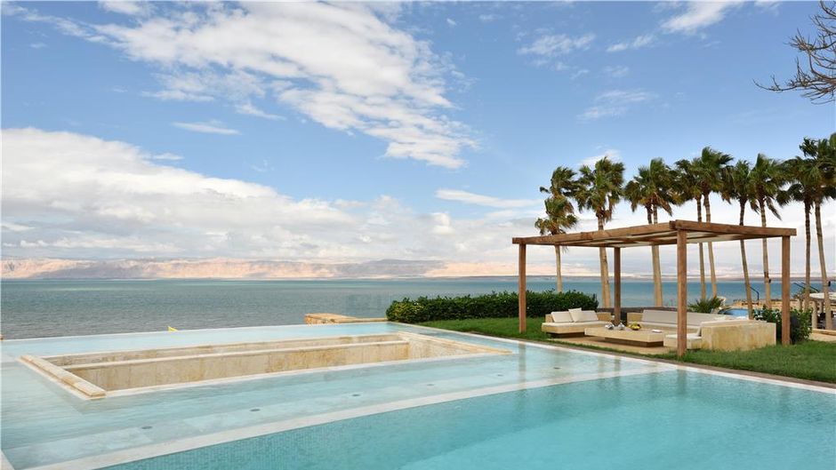 Kempinski Hotel Ishtar Dead Sea Pool