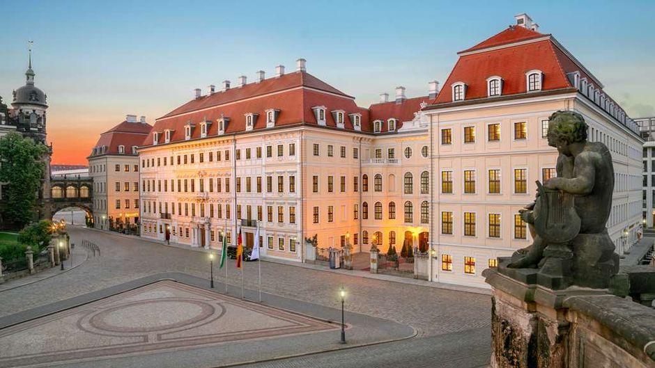 Hotel Taschenbergpalais Kempinski Exterior
