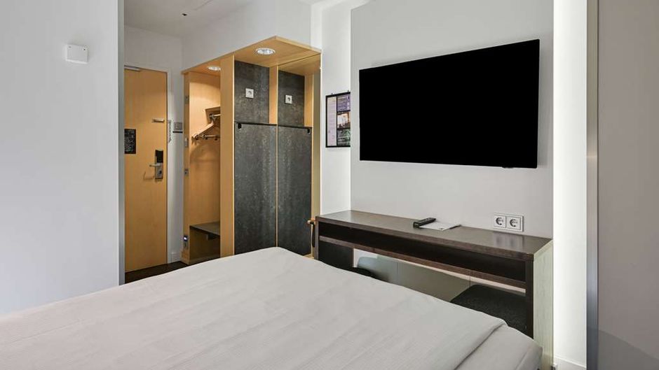 Comfort Hotel Xpress Helsinki Airport Room