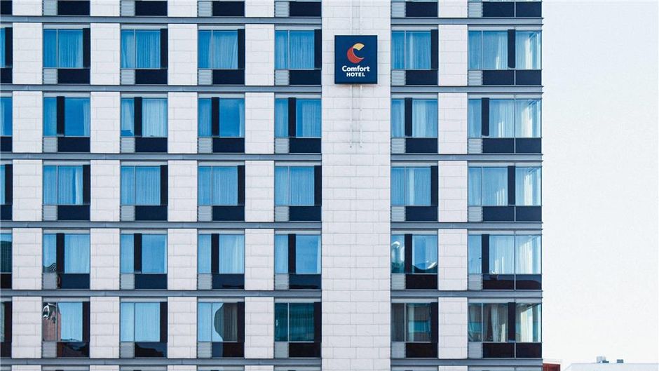 Comfort Hotel Sello Exterior
