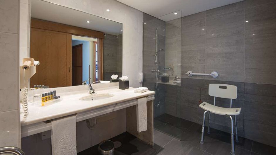 Vila Gale Porto Hotel Room