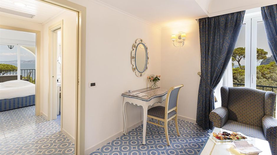 Excelsior Belvedere Hotel & Spa Suite