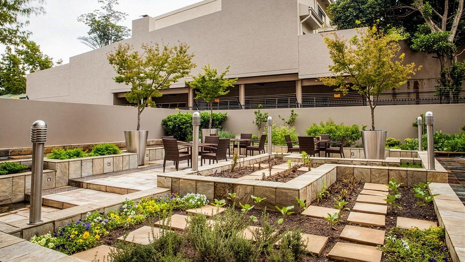 Southern Sun Rosebank Exterior