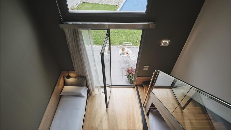 QGAT Valles Room