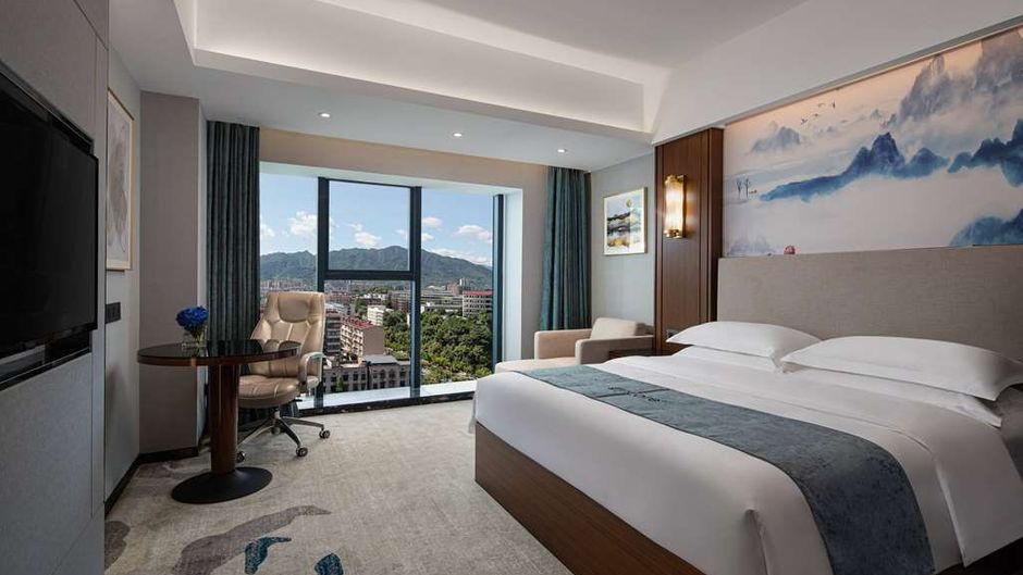 Ramada Encore by Wyndham Chenzhou North Room