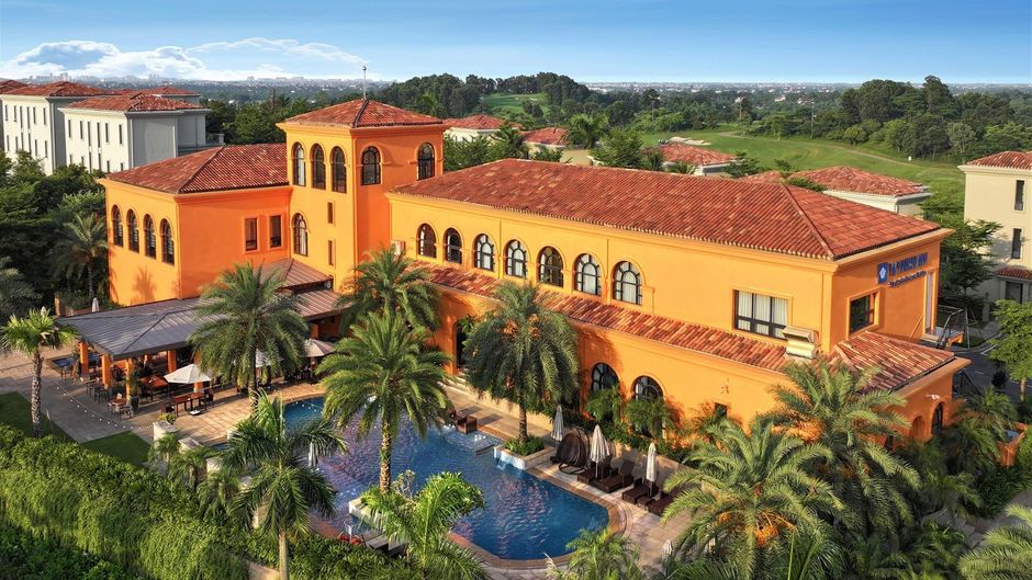 Wyndham Sky Lake Resort and Villas Exterior