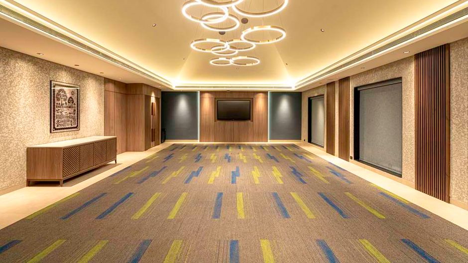 Radisson Resort Hatgad Saputara Meeting