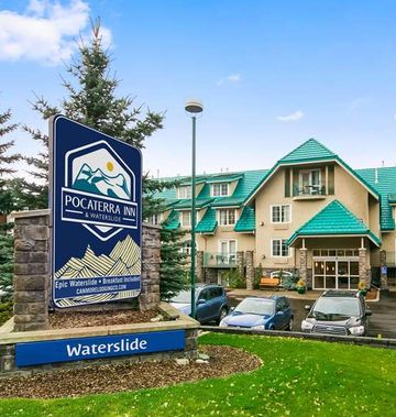 Pocaterra Inn & Waterslide