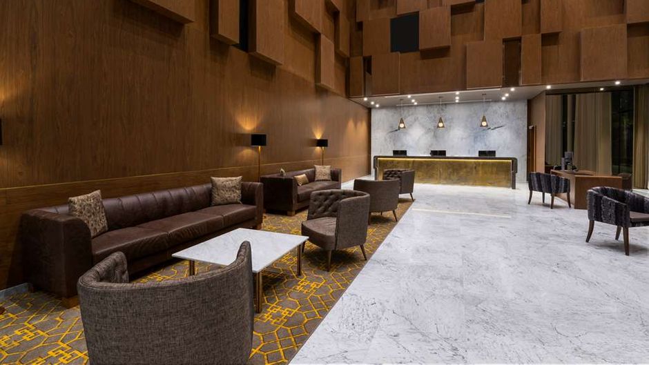 Aleph Doha Residences, Curio Collection Lobby