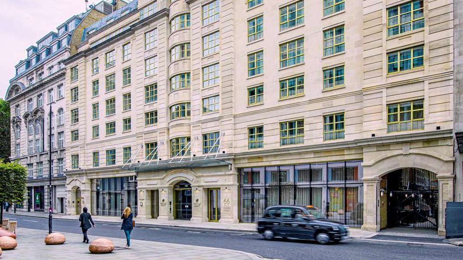 Middle Eight Hotel Exterior