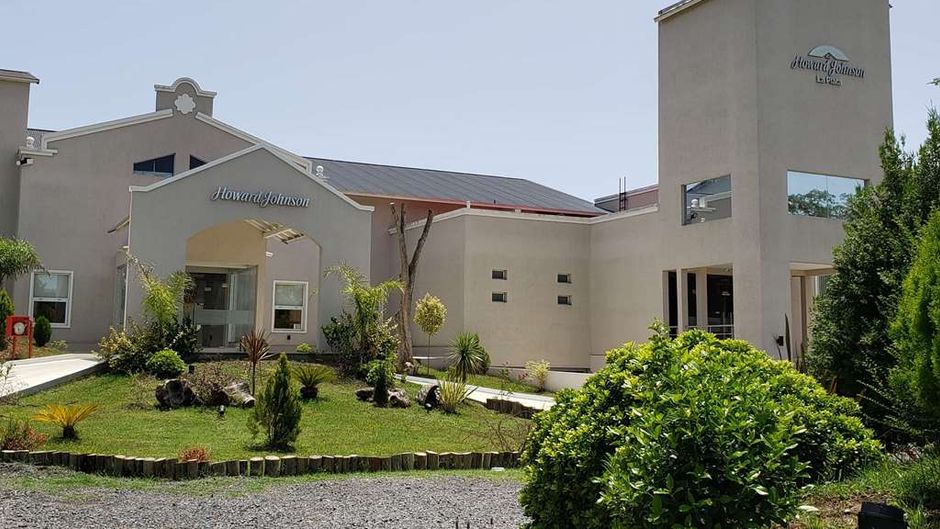 Howard Johnson by Wyndham La Plata Exterior
