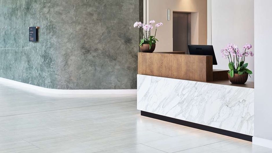 Hyatt House Manchester Lobby