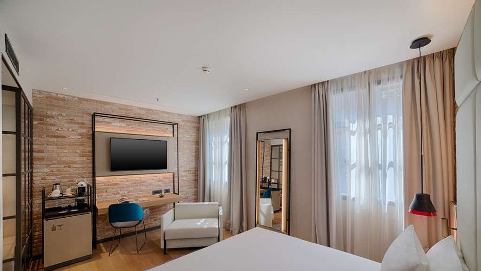 NH Collection Murano Villa Suite