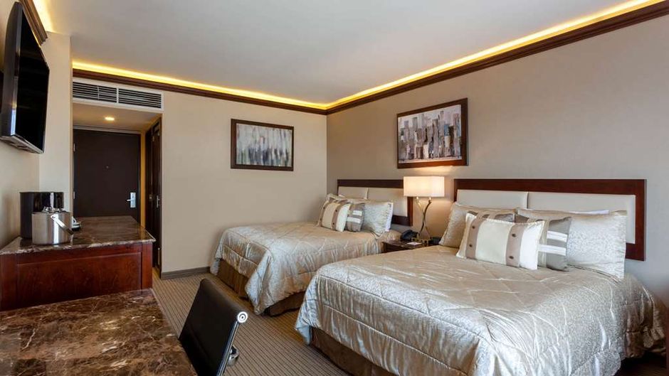 Wyndham Torreon Room
