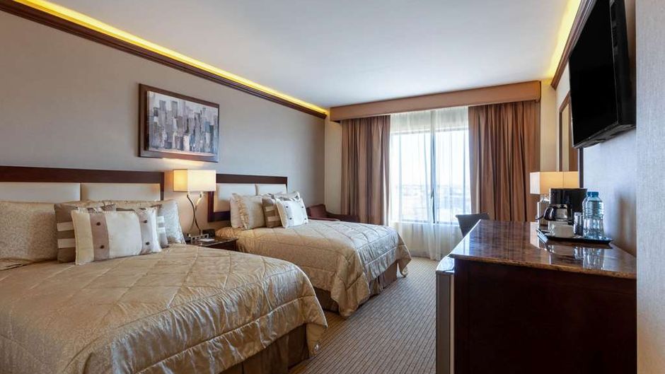 Wyndham Torreon Room