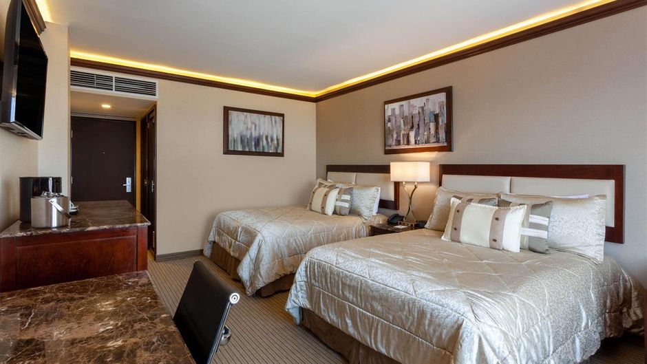 Wyndham Torreon Room