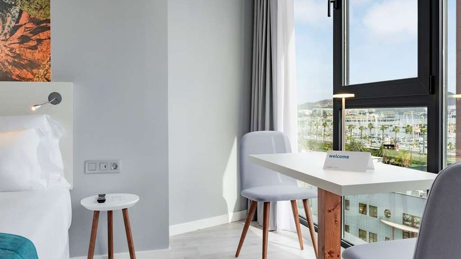 Occidental Las Palmas Room