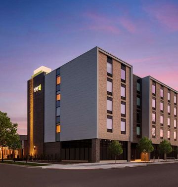 Home2 Suites Des Moines-Drake University
