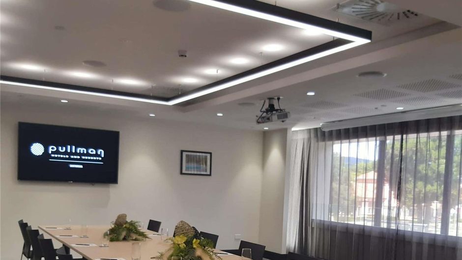 Pullman Rotorua Meeting
