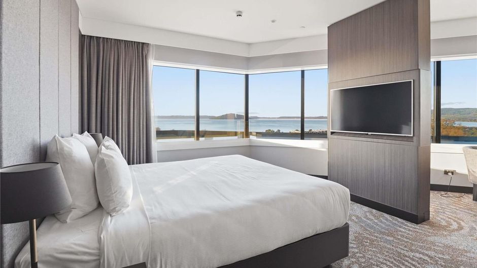Pullman Rotorua Suite