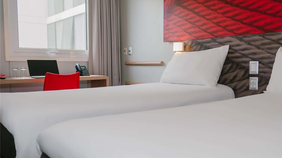 Ibis Trujillo Room