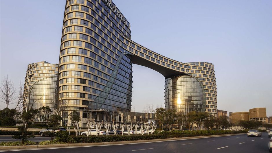 Novotel Zhengzhou Airport Exterior