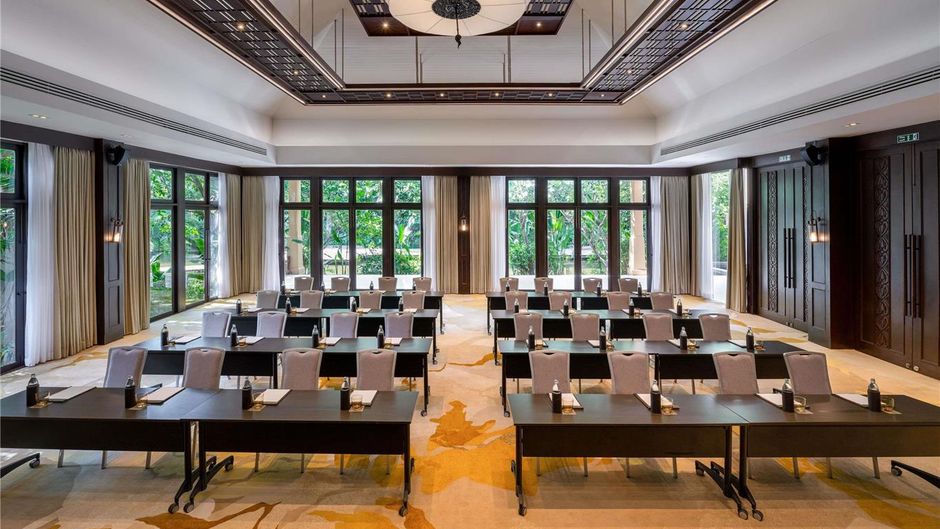 Moevenpick Asara Resort & Suite Meeting