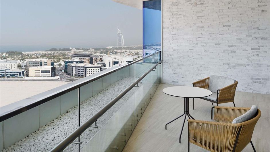 Grand Plaza Moevenpick Media City Suite