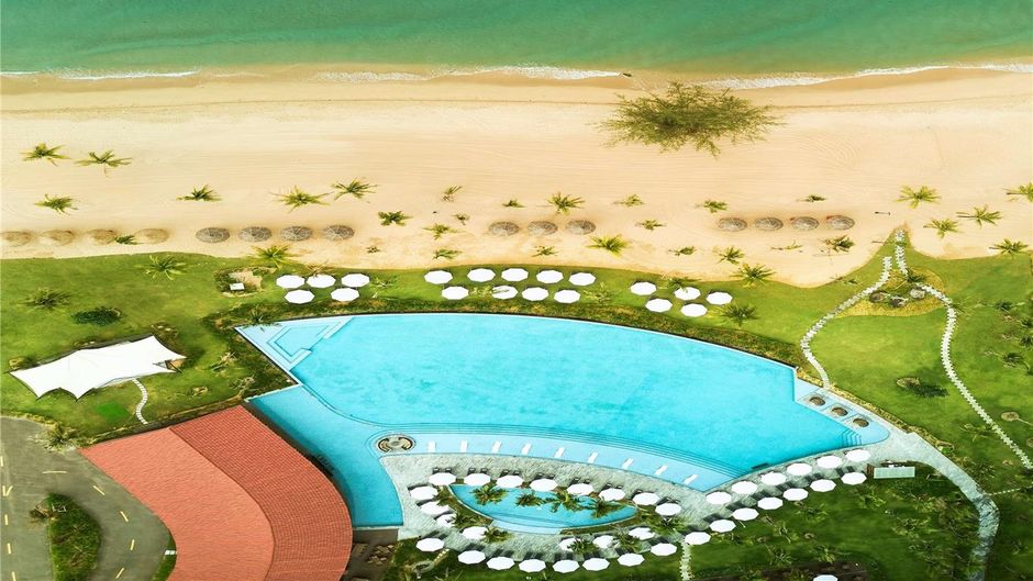 Moevenpick Resort Waverly Phu Quoc Pool