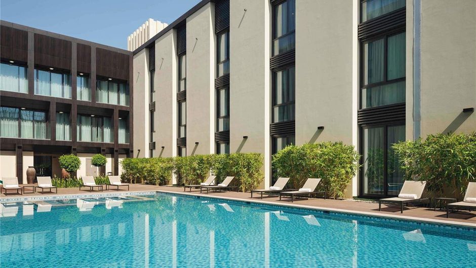 Moevenpick Hotel Tahlia Jeddah Exterior