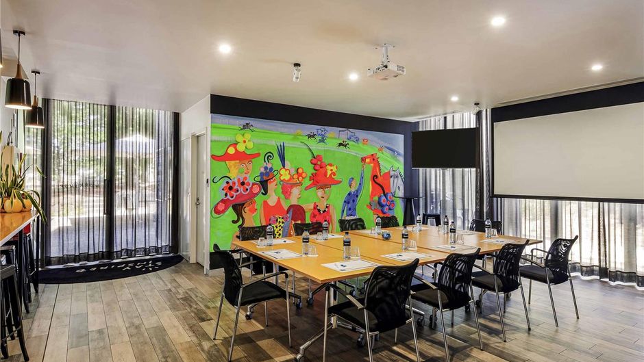 Mercure Bendigo Schaller Meeting
