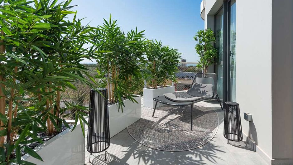 Golden Tulip Lyon Ouest Techlid Hotel Suite