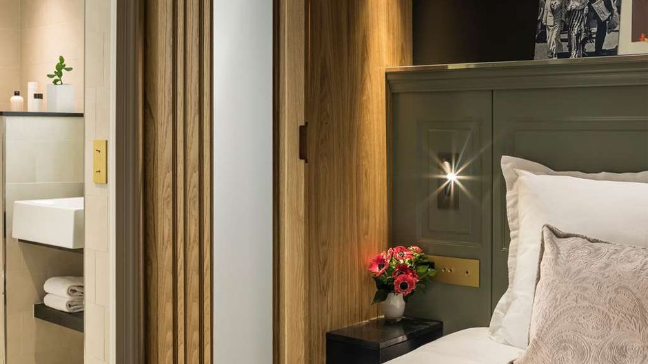 Hotel Ducs De Bourgogne Room