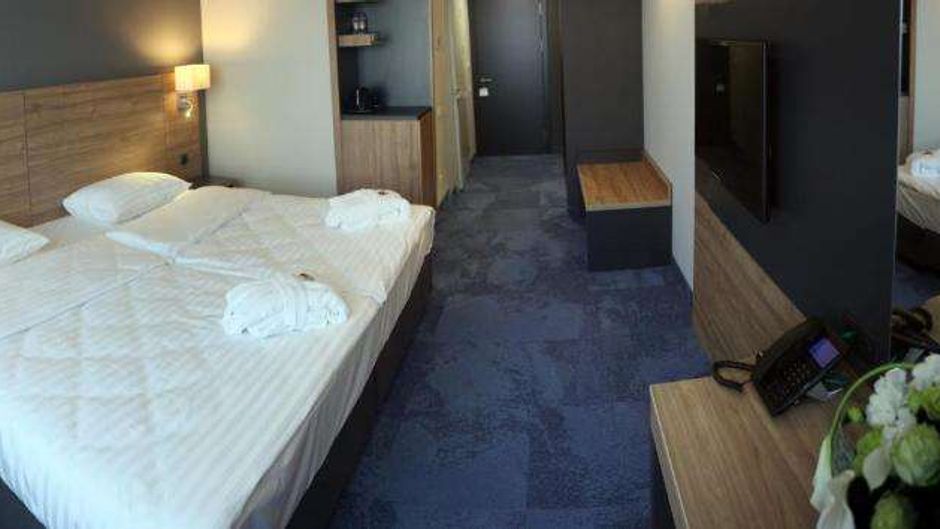 Favor Park Hotel Room