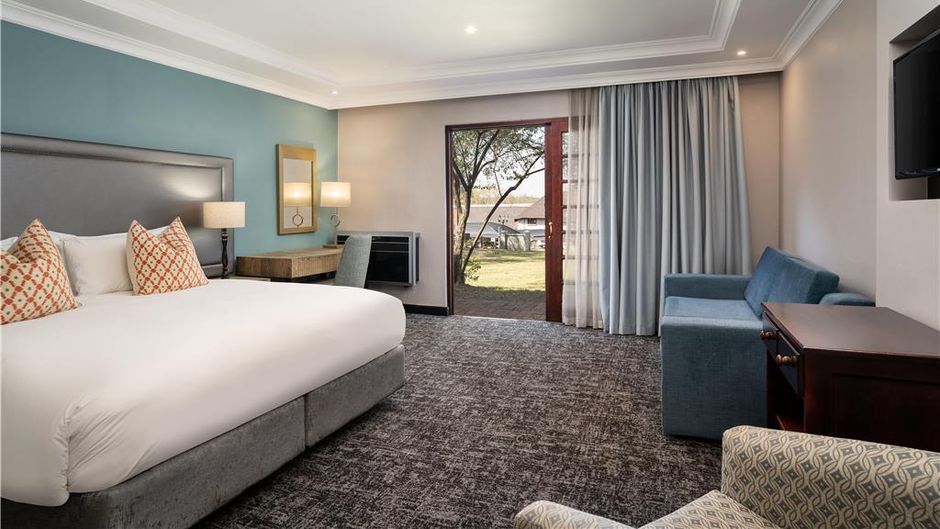 Premier Hotel Roodevalley Room
